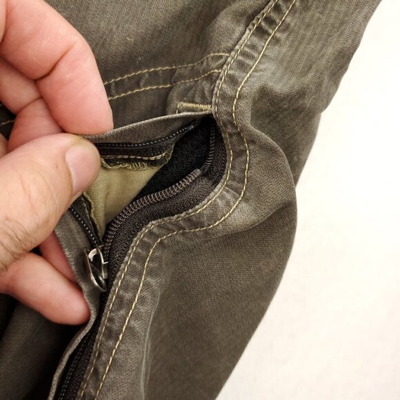 Kuhl Quick Dry Outdoor Hiking Cargo Shorts Snap Zippered Men "38" Real Waist 40 - Picture 10 of 12